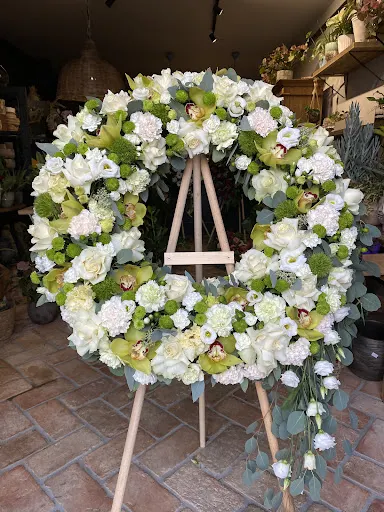 UKWIECENI Agnieszka Kwiecień – Kwiaciarnia i Poczta kwiatowa